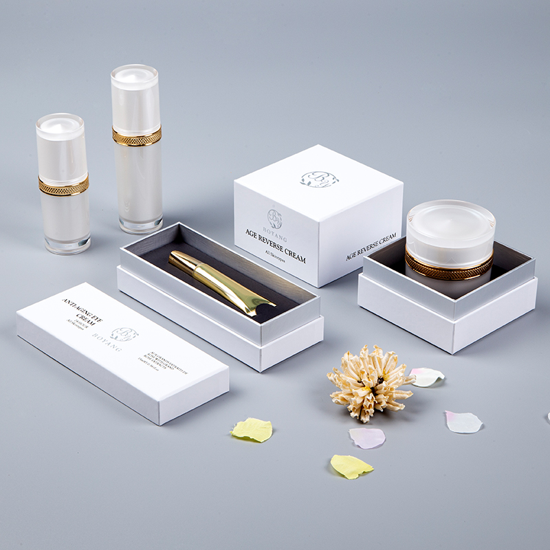 Wholesale High Quality Hot Sell Custom Logo Printed Luxury Packaging Paper Cosmetic Make Up Box