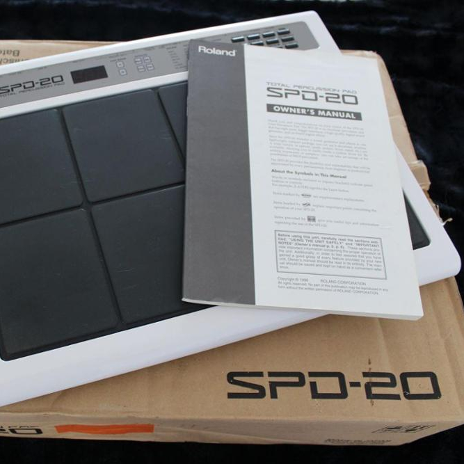 Roland SPD-20 Total Percussion Octapad