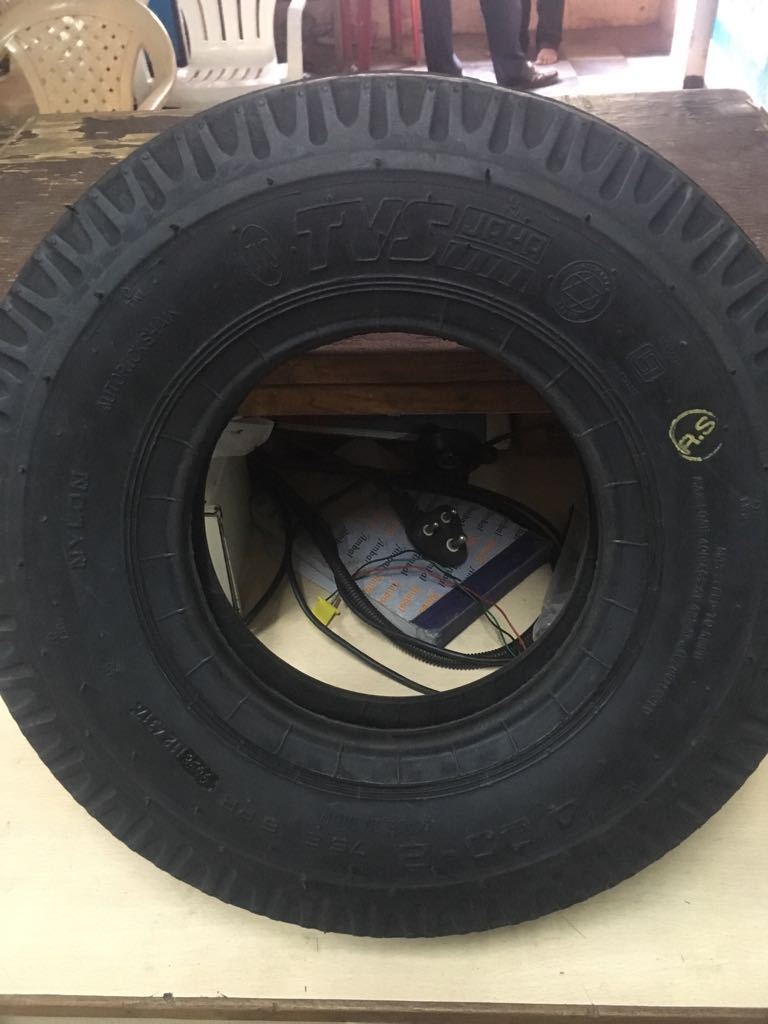 400:8 Tuk Tuk Mototaxi Tires for Bajaj Ape Tvs models Genuine quality Three wheeler Auto rickshaw tires South America