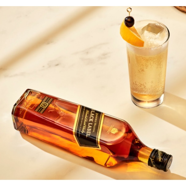 40% алкоголя Wisky Джонни Уокер виски Black Label 12YO с изюм Примечание хлопья подсказка