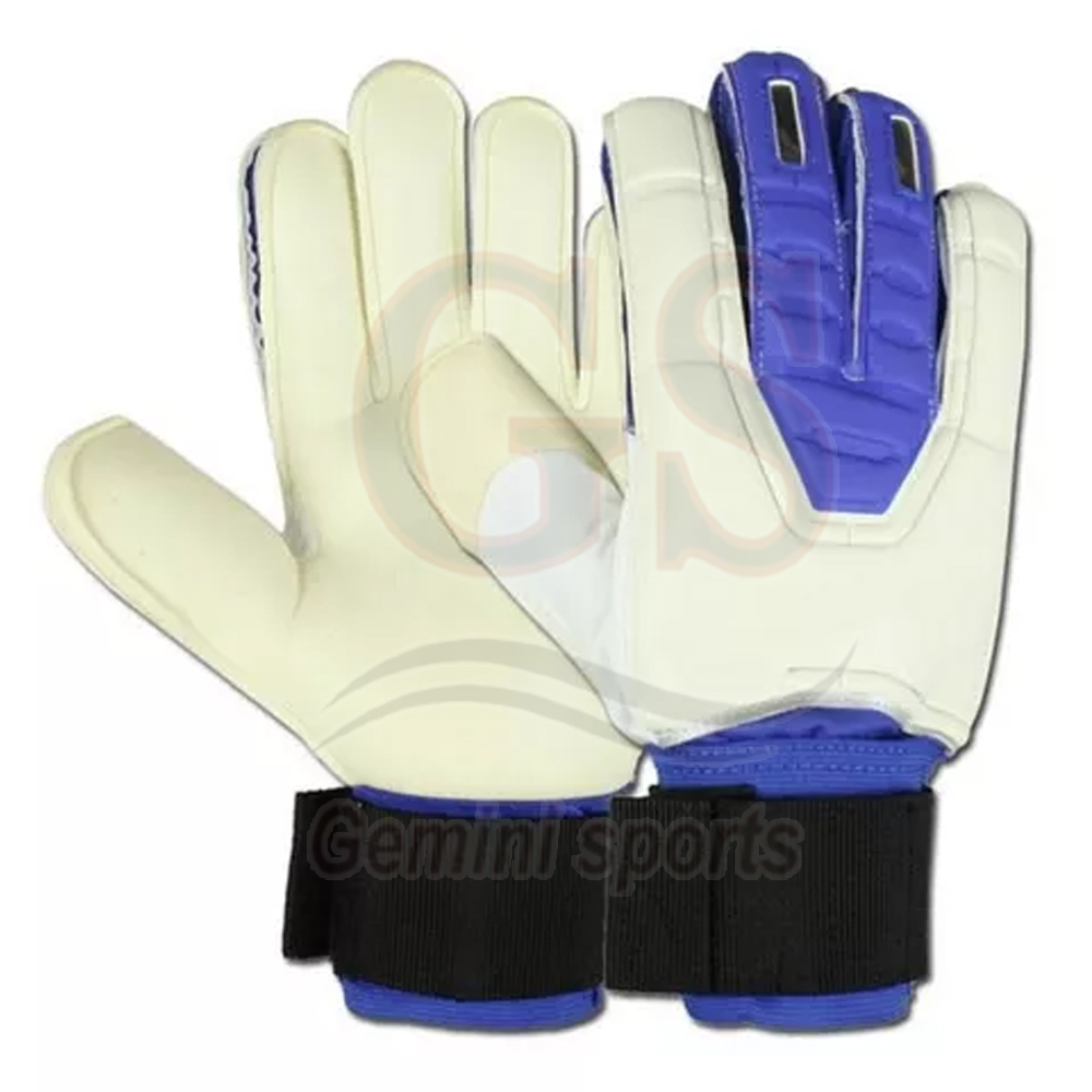 Breathable professional protect football gloves with finger guard German Latex's goalkeeper gloves