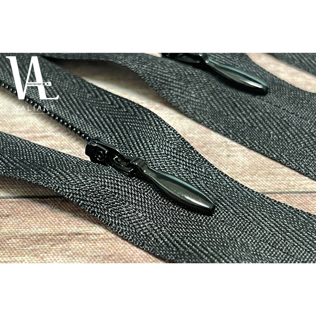 #3 and #4 Garment accessories Close-end tear drop slider nylon Invisible zipper Manufacturer on Sale