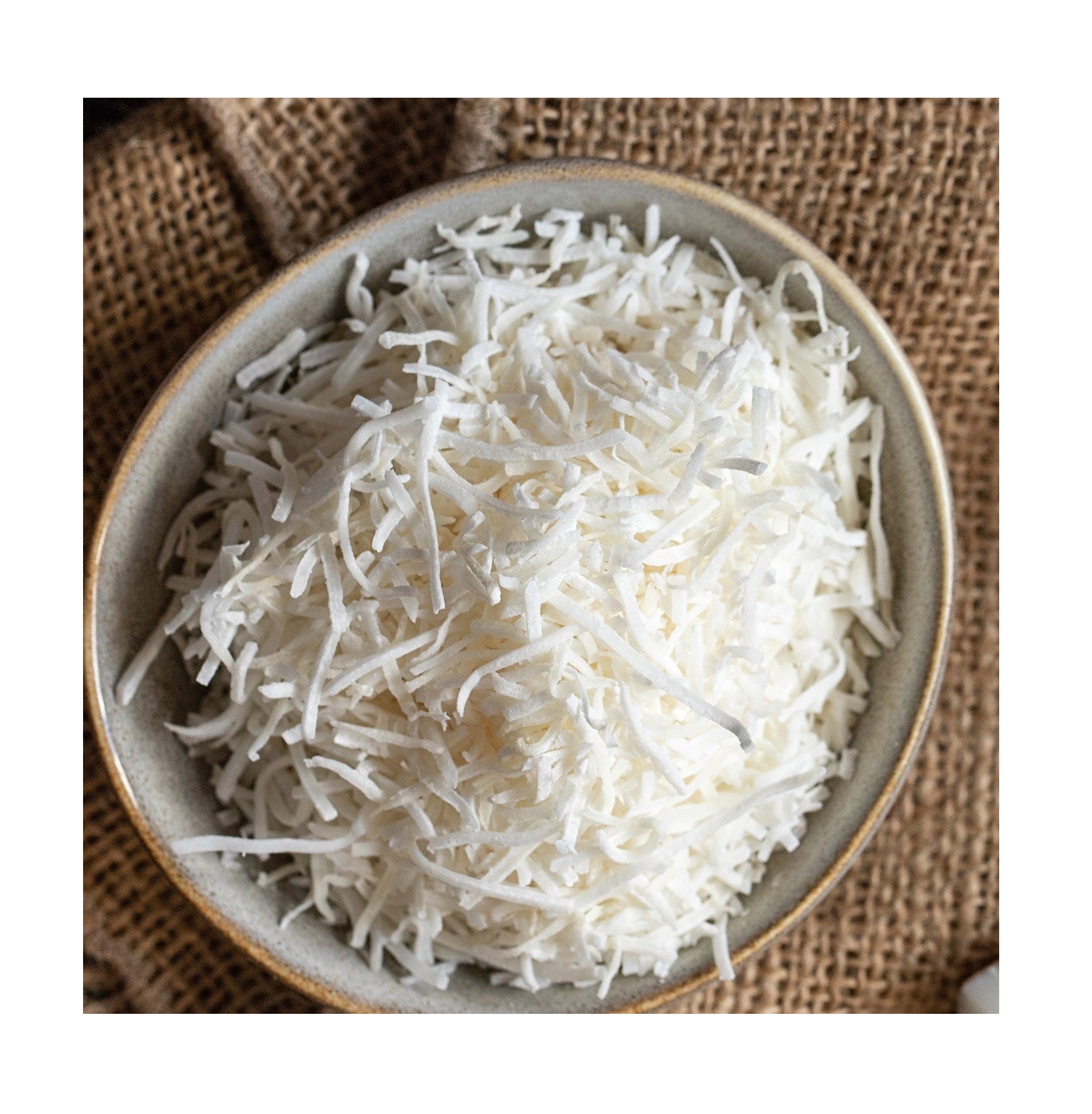 Сухие кокосовые хлопья сушеные кокосовые кусочки измельченные кокосовые нити