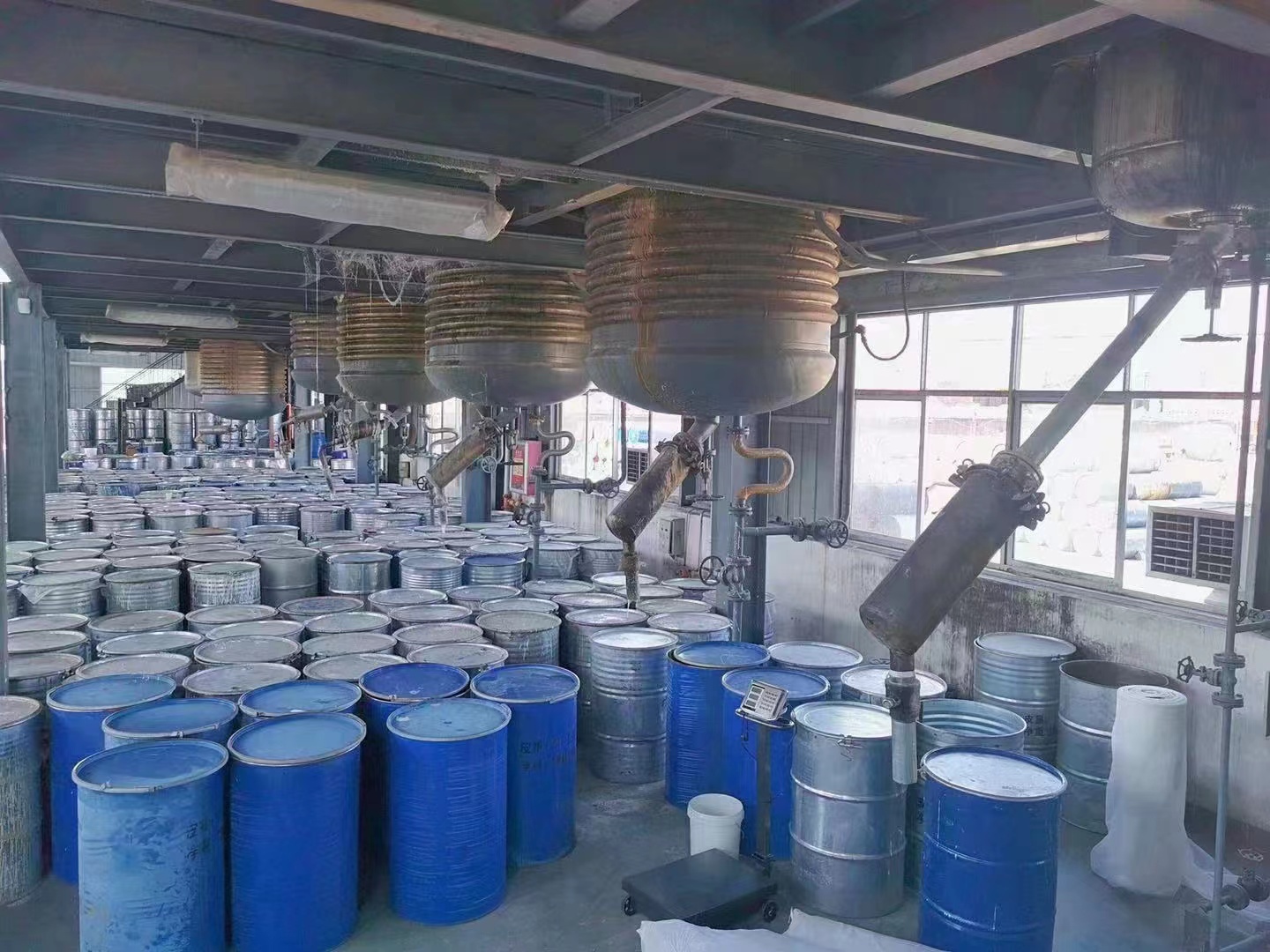 MDI base Aliphatic resin glue for EPDM rubber granules