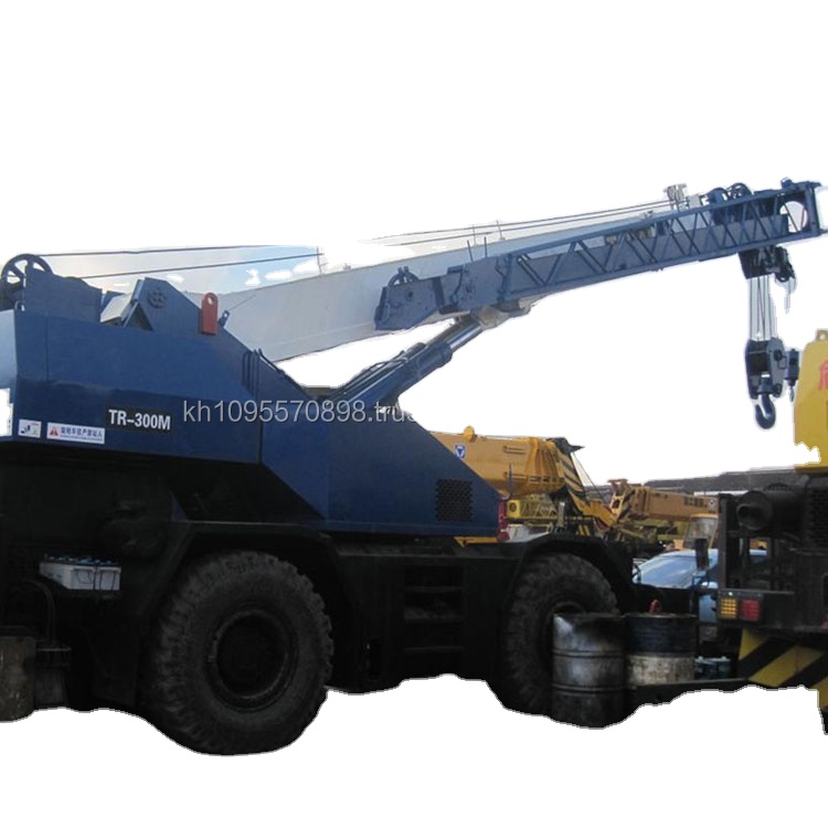 Подержанный шероховатый кран Tadano TR300EX
