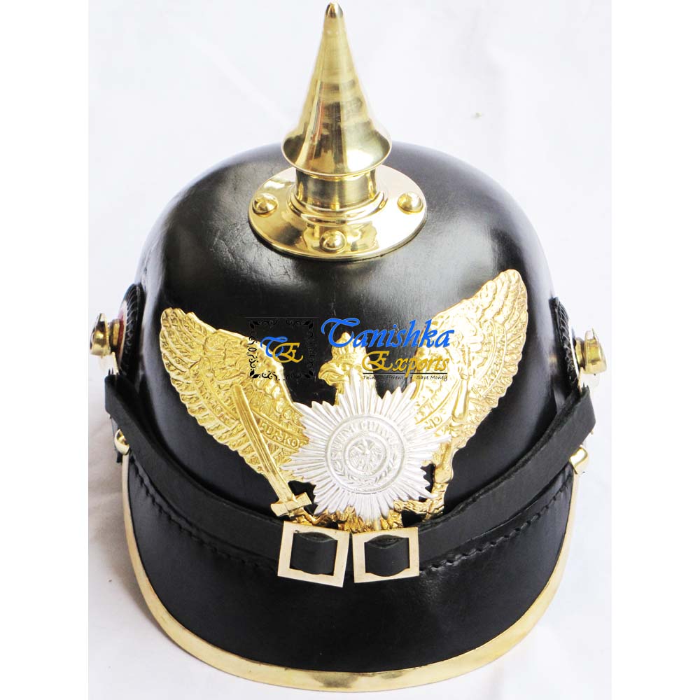 Кожаный шлем Pickelhaube с знаком орла, немецкий шлем