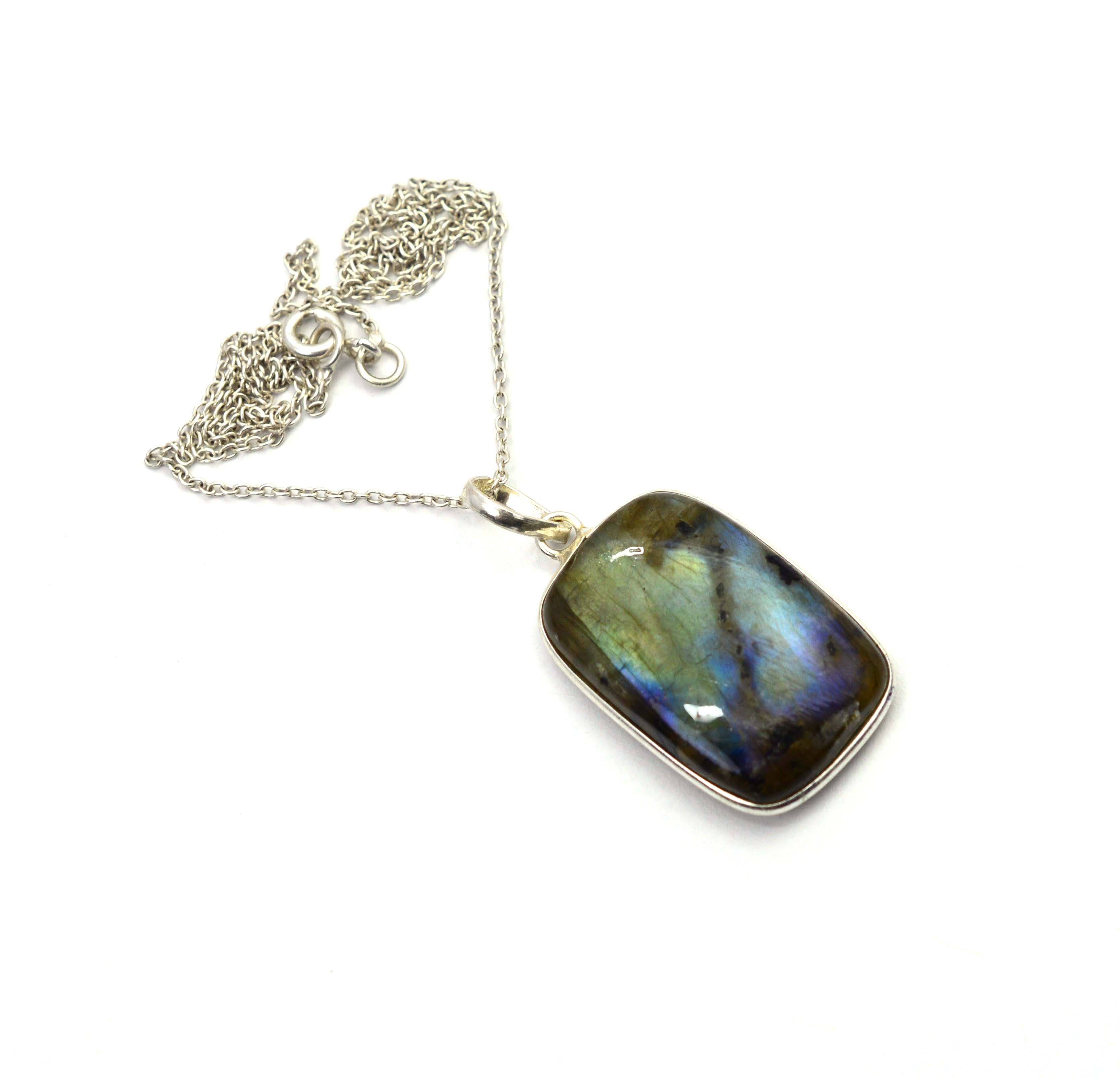 Designer Labradorite 925 Sterling Silver Gemstone Chain Pendant