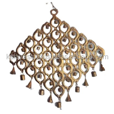 Antique Design of Iron Hanging Animal shape colored wind chime with bell sweet good sound For Home Decor