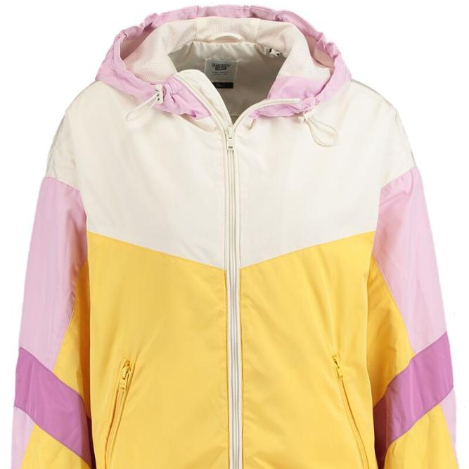 Custom Polyester 100% Woven Fabric Outdoor fleece Padded Bomber Woman Jacket