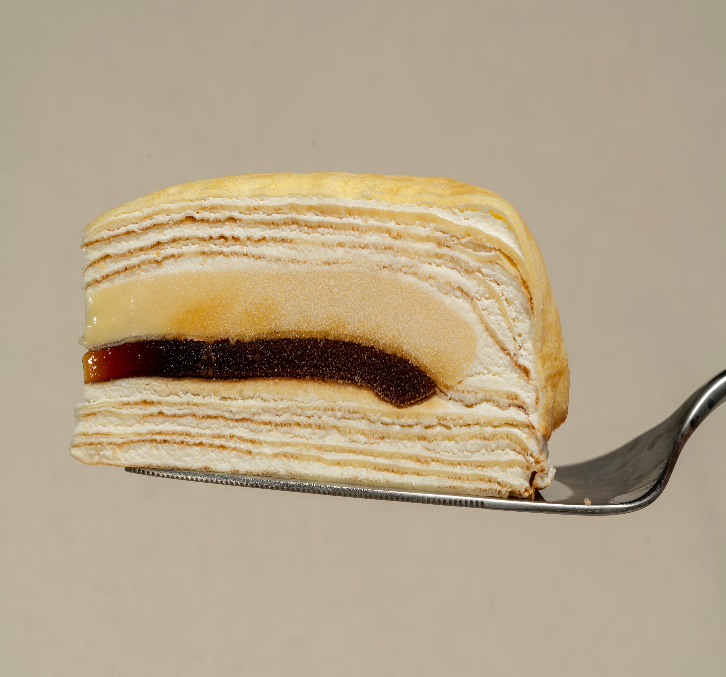 Тронутый 8 дюймов карамельный пудинг ручной работы Mille Crepe Cake