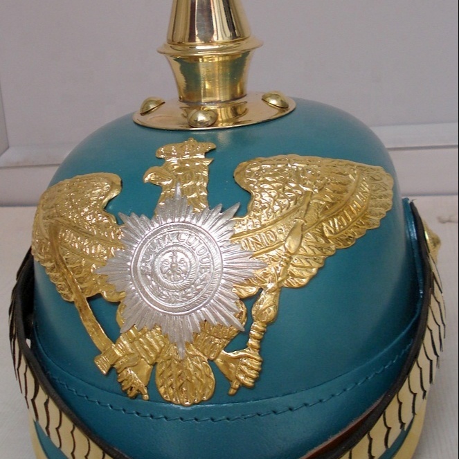 Значок орел немецкий прусский шлем латунный шип кожаный шлем Pickelhaube черный