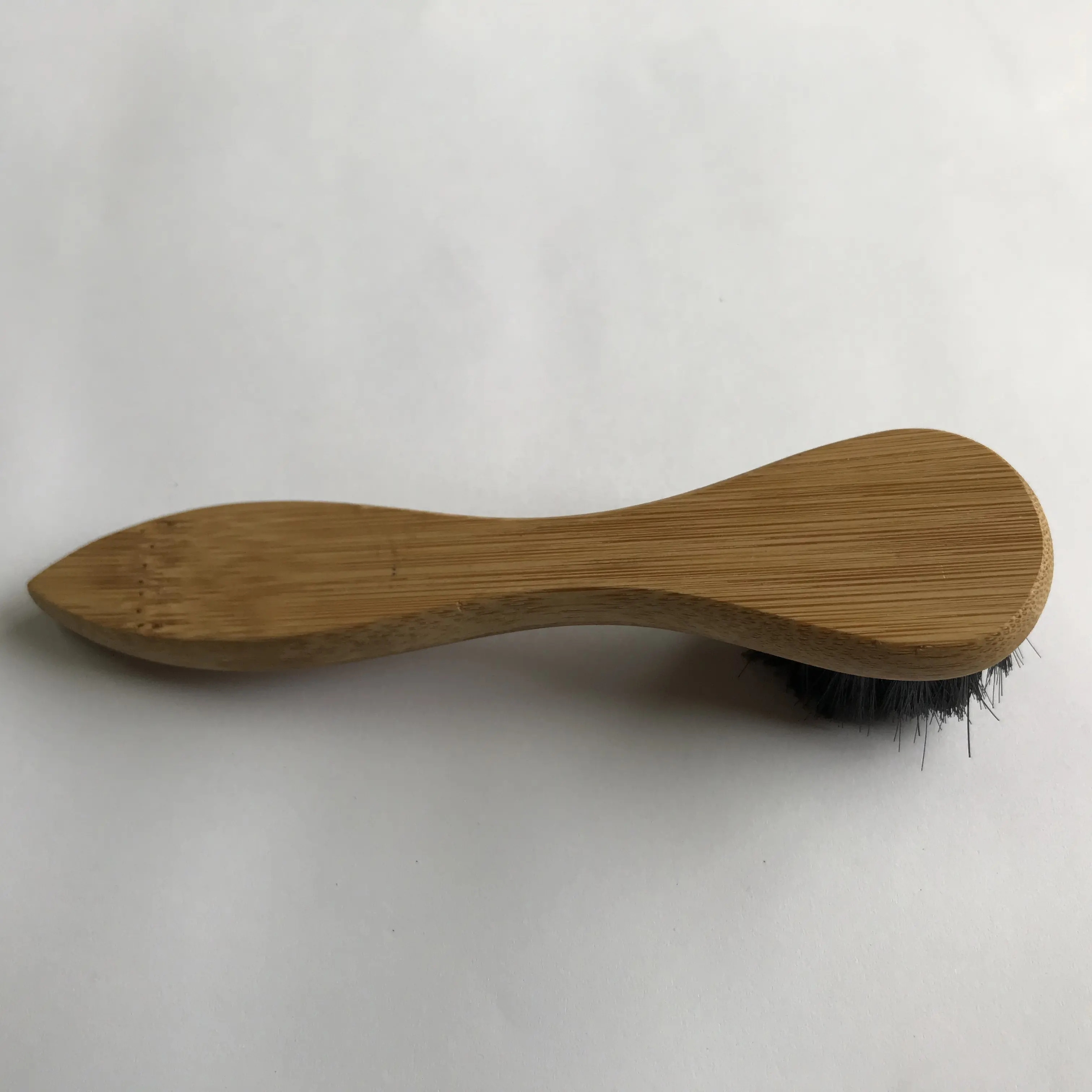 New Soft Hair Bamboo Shoe Shine Polish Cleaning Brush Manufacturer