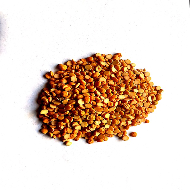 Chana Dal Gram обладает противовоспалительными свойствами, отлично подходит для сердца Chana Dal, также известен как детский Нут