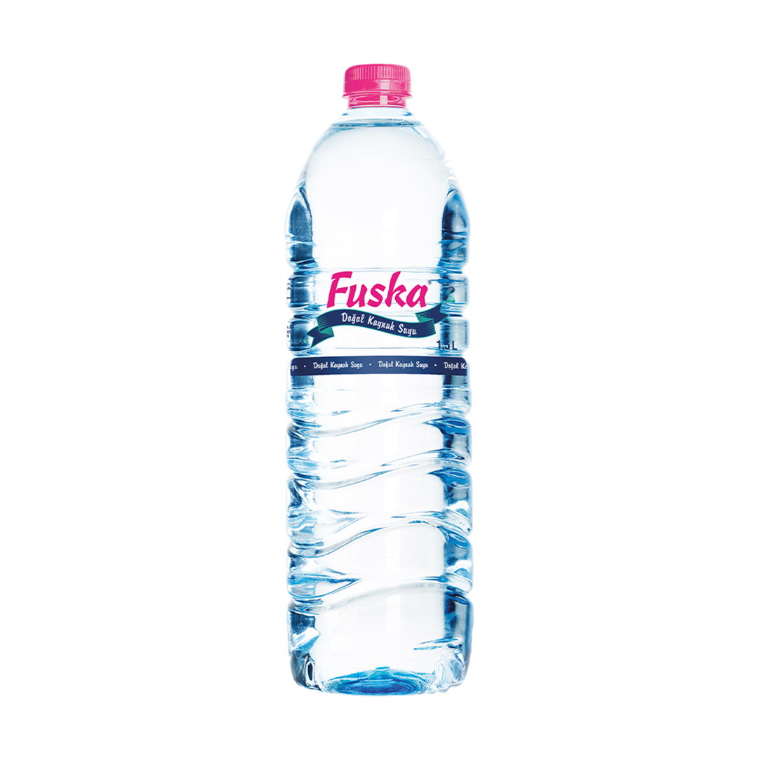 1,5 lt plastic water bottle with bottled water