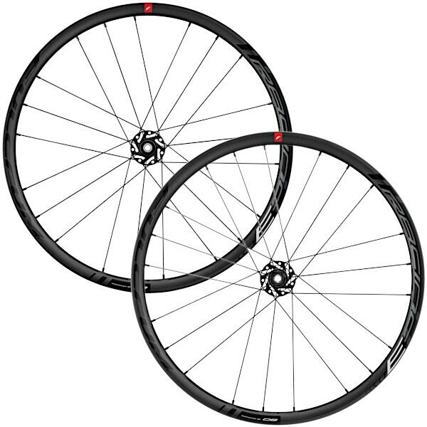 Доступный FULCRUM RACING 3 дБ WHEELSET