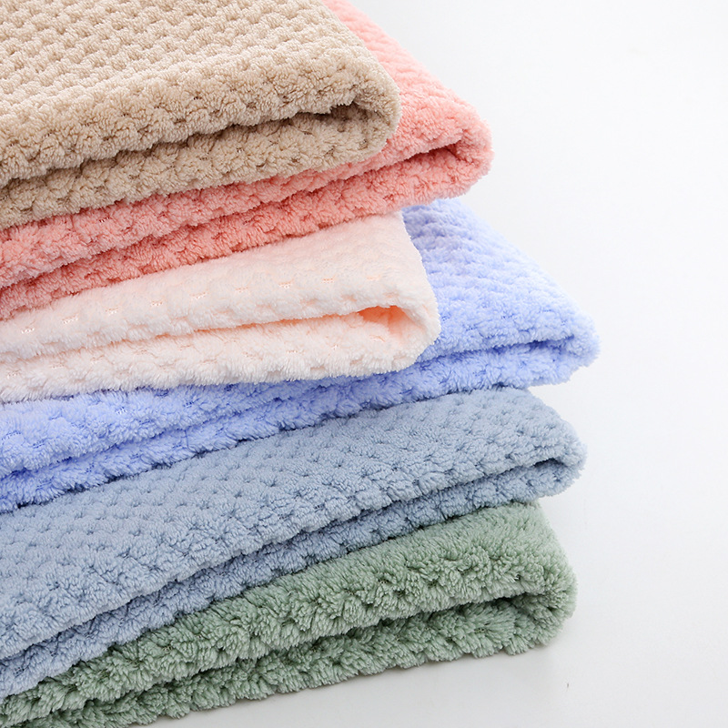 Customized Available High Quality Furniture Lingerie Toy Plain Coral Fleece Fabrics for home