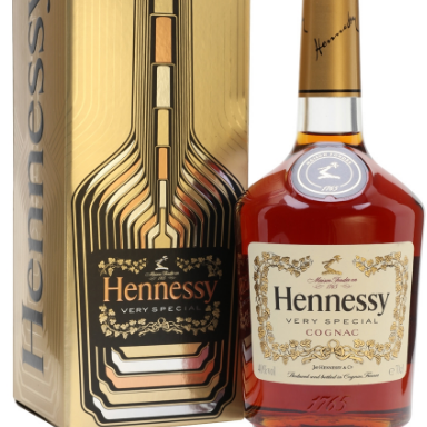 Виски Hennessy ..... коньяк доступен для продажи.