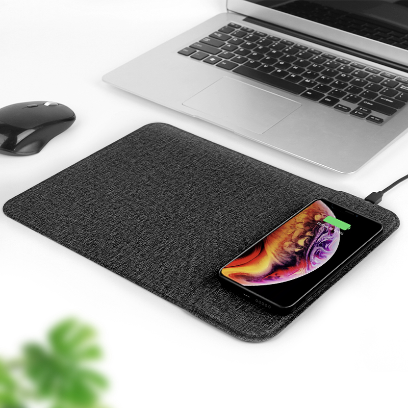 Logo Customized High Quality Wireless Charging Mousepad With Charger