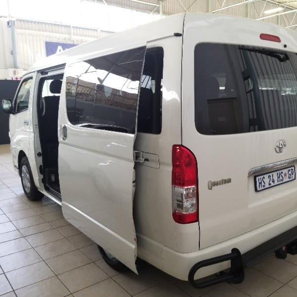 15 сидений, бывший в употреблении автобус toyota hiace 5,4 м, бензиновый склад, городской автобус, готов для экспорта