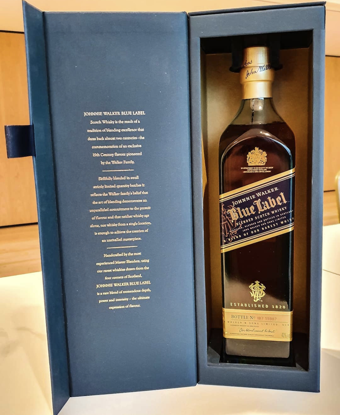 Оригинальный вкус JOHNNIE WALKER виски