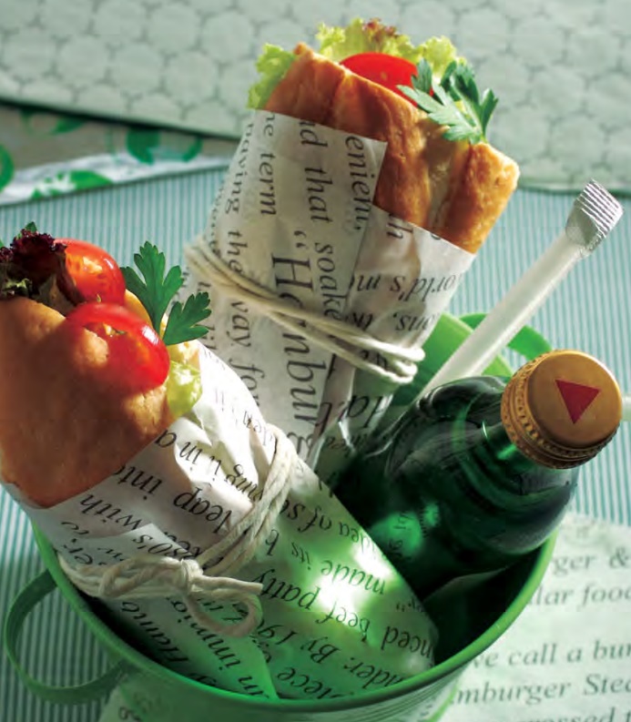 Al Bayader aluminum coated burger wrap sandwich paper