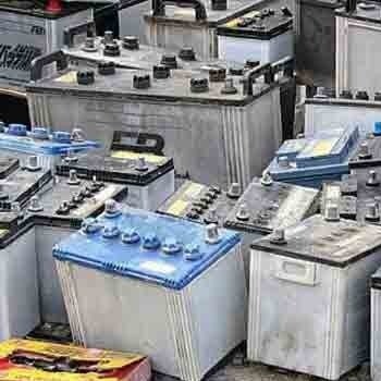Cheap 99.99% Lead battery scrap/used car battery scrap/Drained Lead-Acid Battery