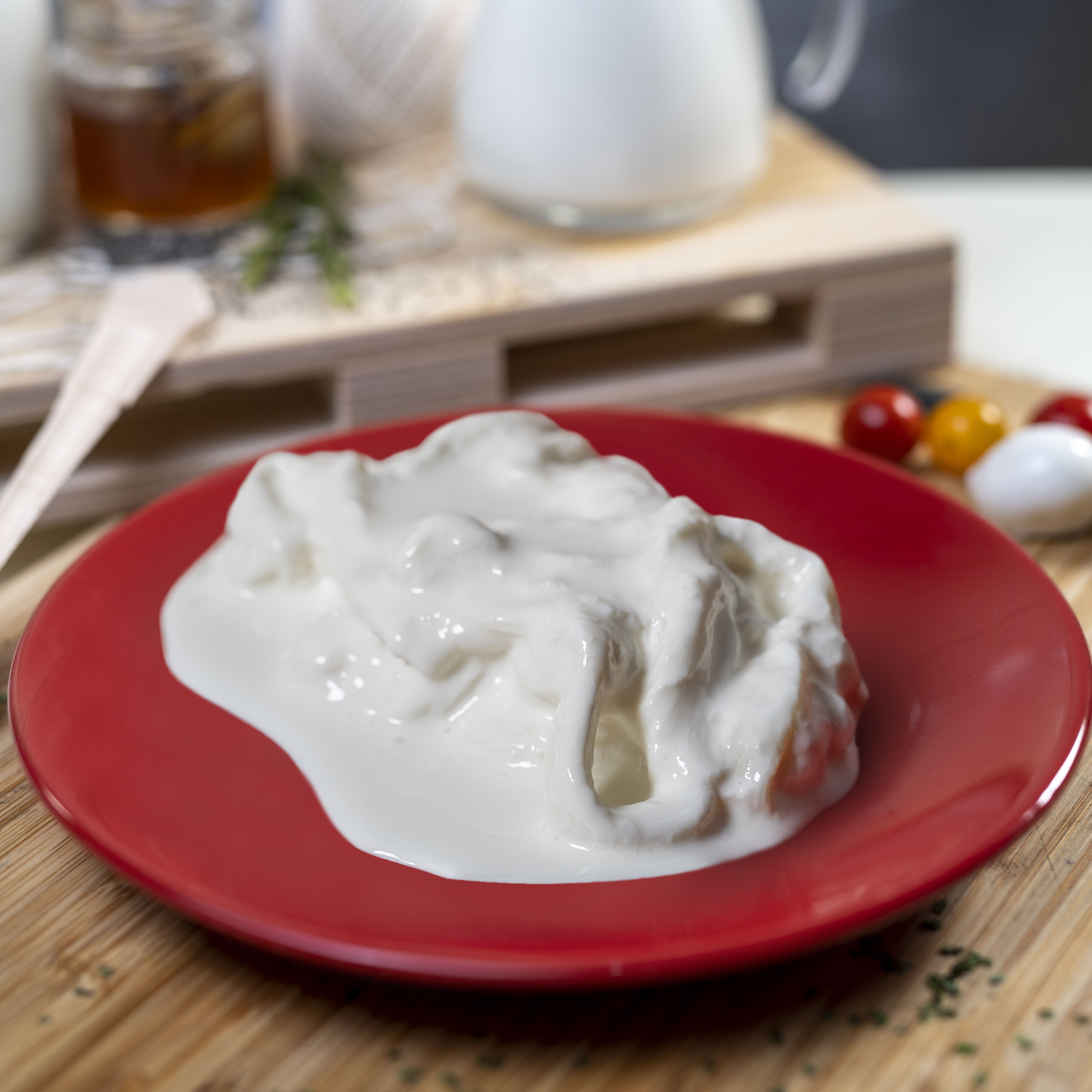 Сыр STRACCIATELLA DI BURRATA, Сделано в Италии, в одной упаковке 200 г