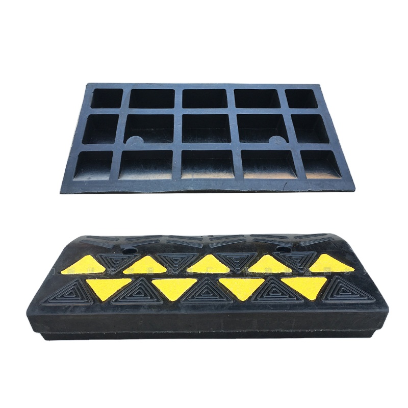 8CM rubber road along the slope step pad triangle reflective road slope speed bump