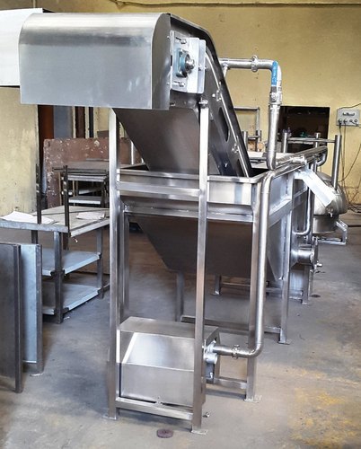 Continuous Type Vegetable Washer with drum washer design
