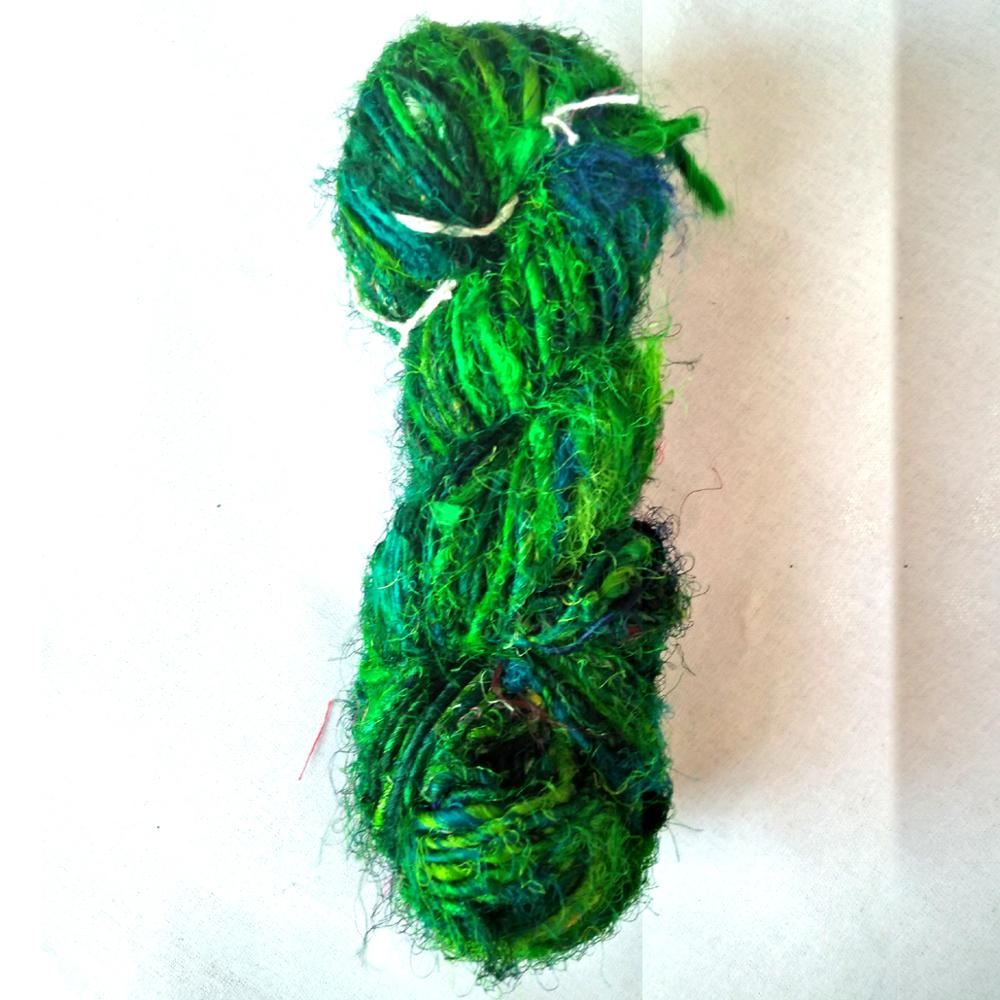 green hand spun silk recycled sari yarn knitting dyed saree yarn wholesale