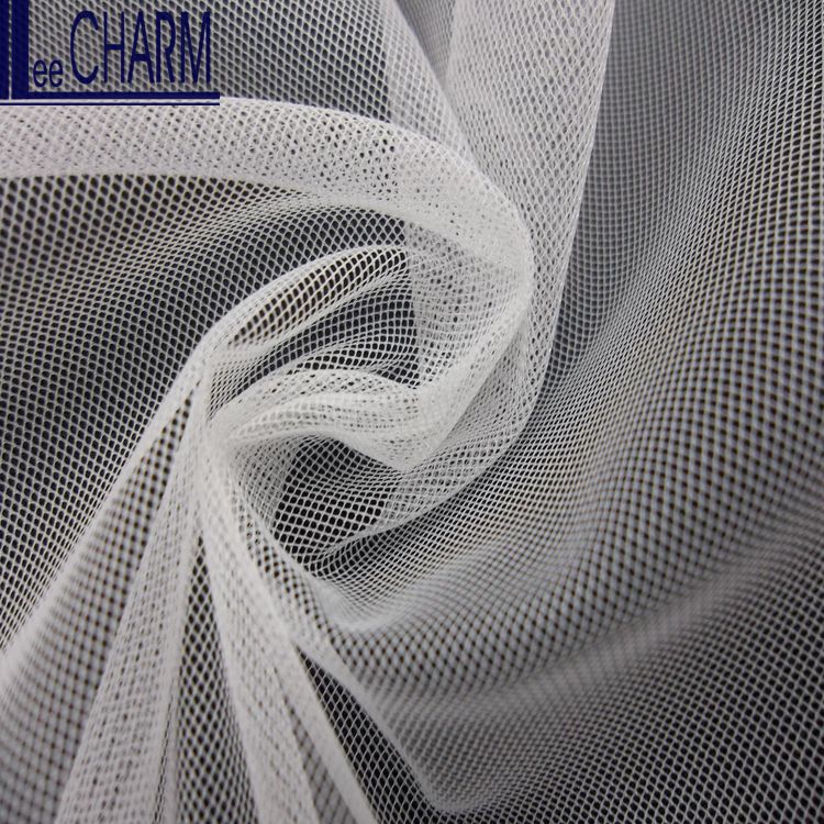 LCSH504 20D 28gsm Soft Rhombus Polyester Tulle Fabric For Bridal Gowns