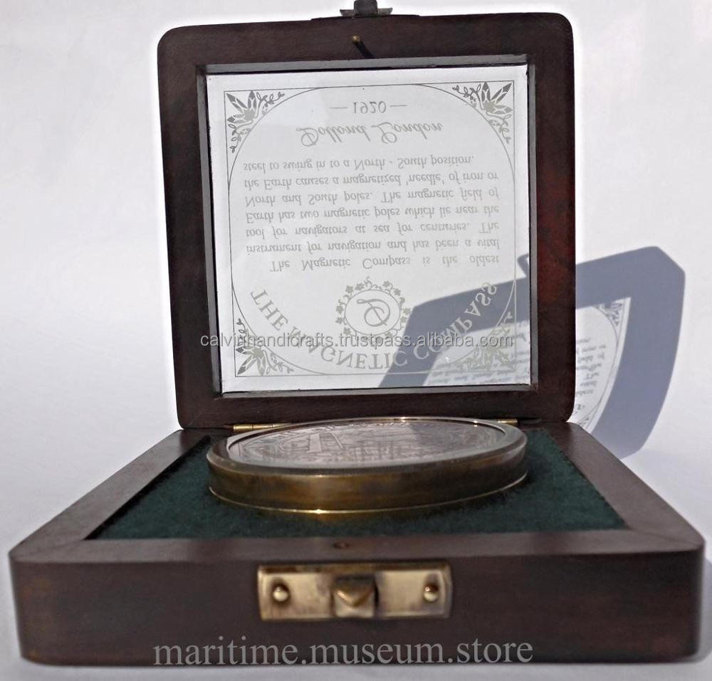 COLLECTIBLE VINTAGE BRASS DECORATIVE COMPASS TOP CLOCK FOR GIFT ITEM