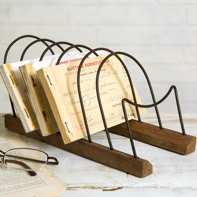 Vintage Rustic Wire Mail Letter holder