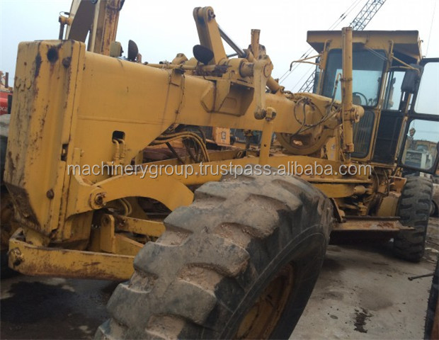 Часовой механизм: японский автогрейдер б/у GD705A-4 KOMATSU автогрейдер для продажи в хорошем состоянии