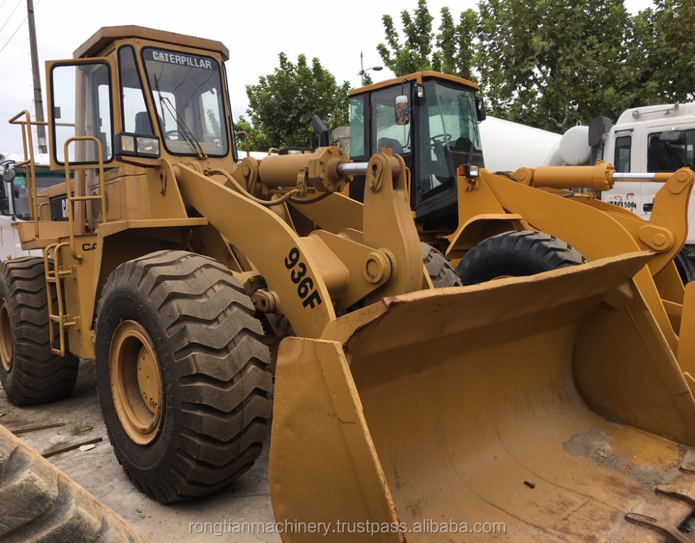 Колесный погрузчик cat 936F в японском стиле для продажи на площадке в Шанхае
