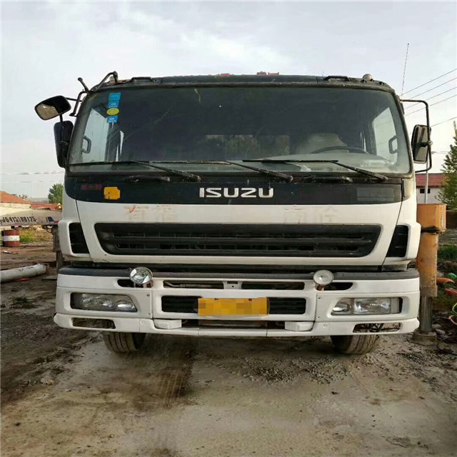 Б/у Бетономешалка Isuzu, смесители для грузовиков с дизельным двигателем на продажу