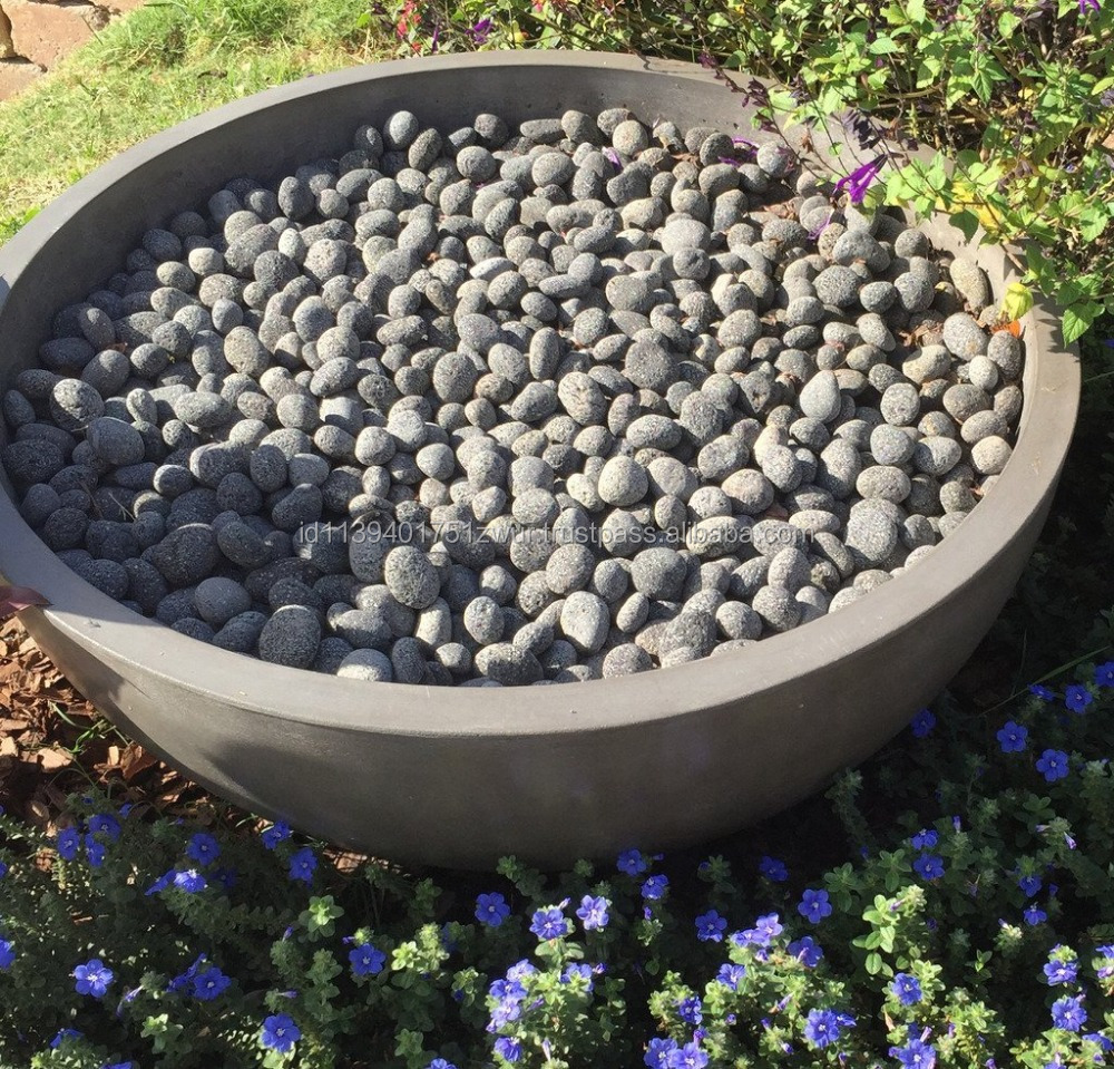 Hot season natural black lava pebble stone for home & garden
