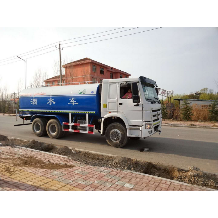 Грузовик цистерна для воды Sinotruck Howo грузовик для перевозки воды 6x4 б/у