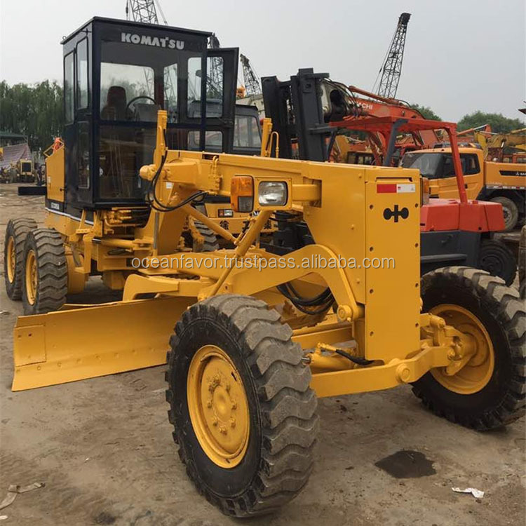 Недорогой Подержанный автогрейдер komatsu gd305, Япония, на продажу