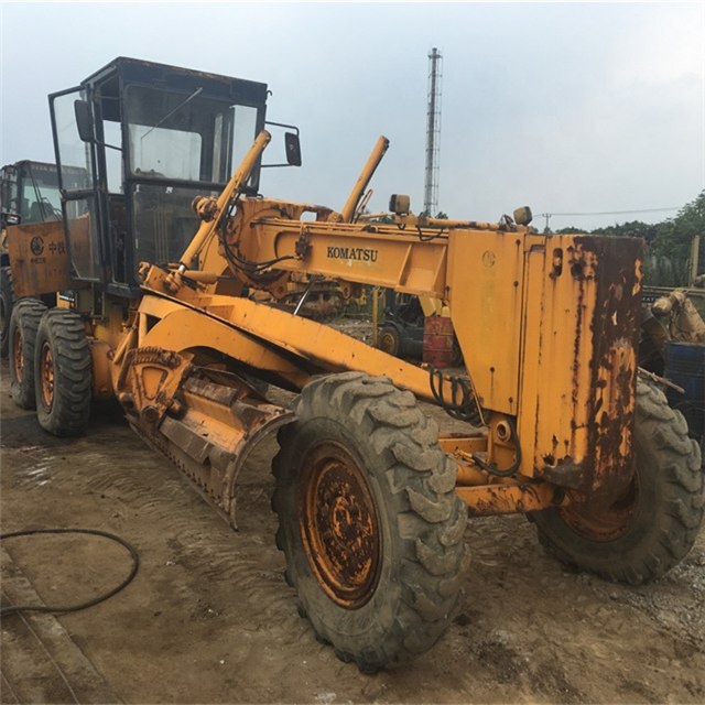 Вторая рука Оригинал дешевле KOMATSU GD511 б/у автогрейдер
