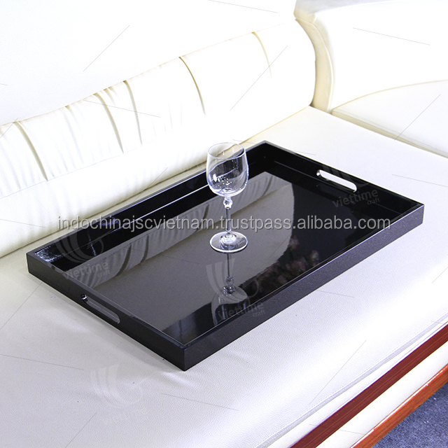 Lacquer food serving tray with handle