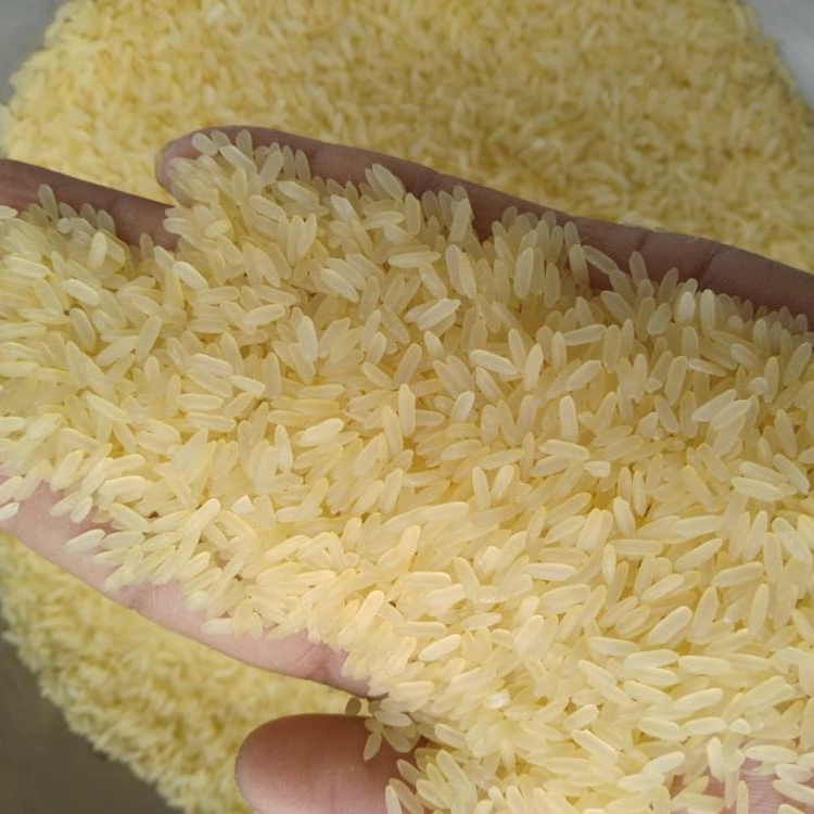 Пароваренный рис с длинным зерном