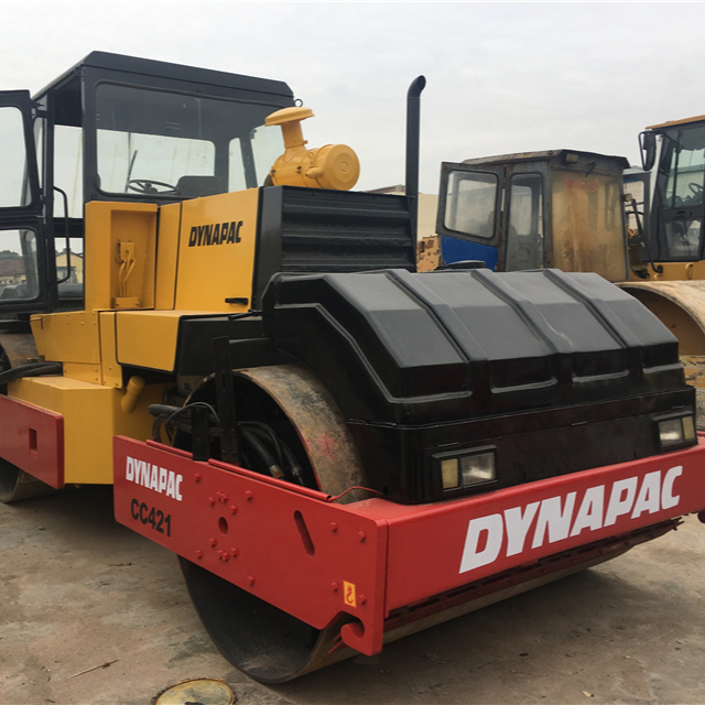 Подержанный Dynapac CC421 дорожный каток dynapac каток машина CC422 в горячей продаже