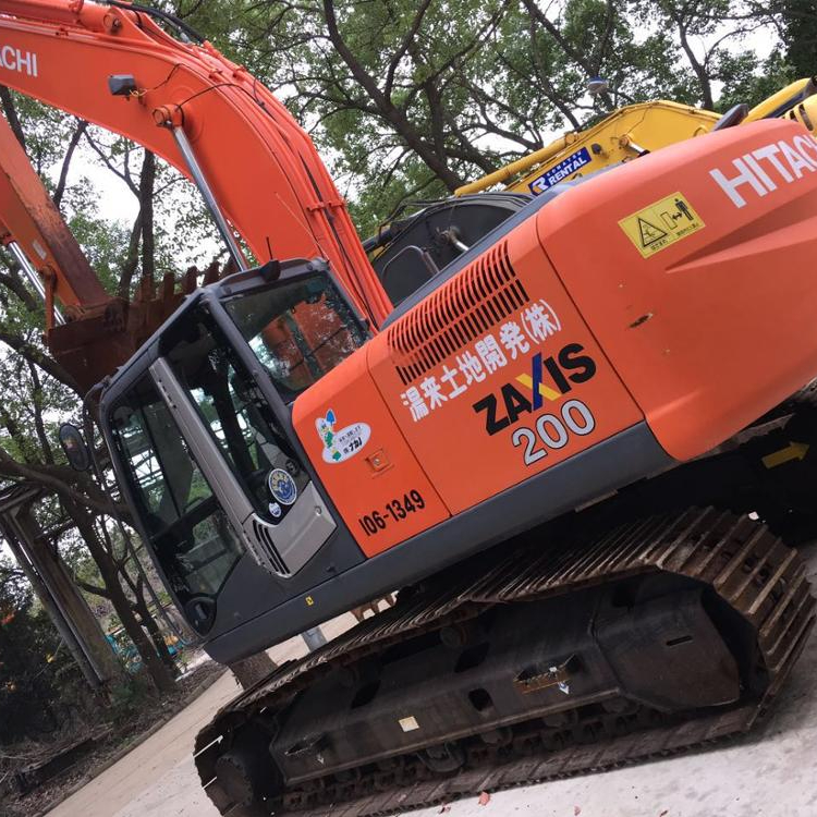 Недорогая строительная техника Япония б/у hitachi zaxi 200 экскаватор
