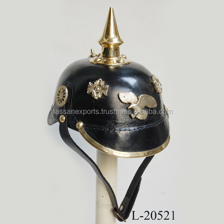 Немецкий Латунный Шлем Pikelhaube