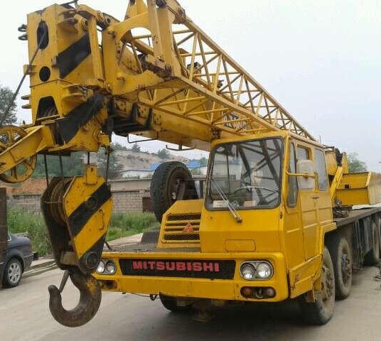 Строительная техника б/у TL-300E NISSAN 30ton оригинальный японский Автокран