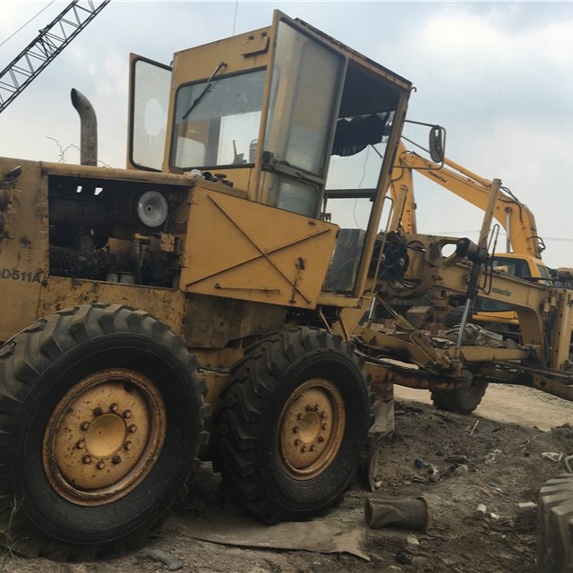 Дорожная машина/грейдер б/у gd511a-1/ gd511 /gd511a komatsu