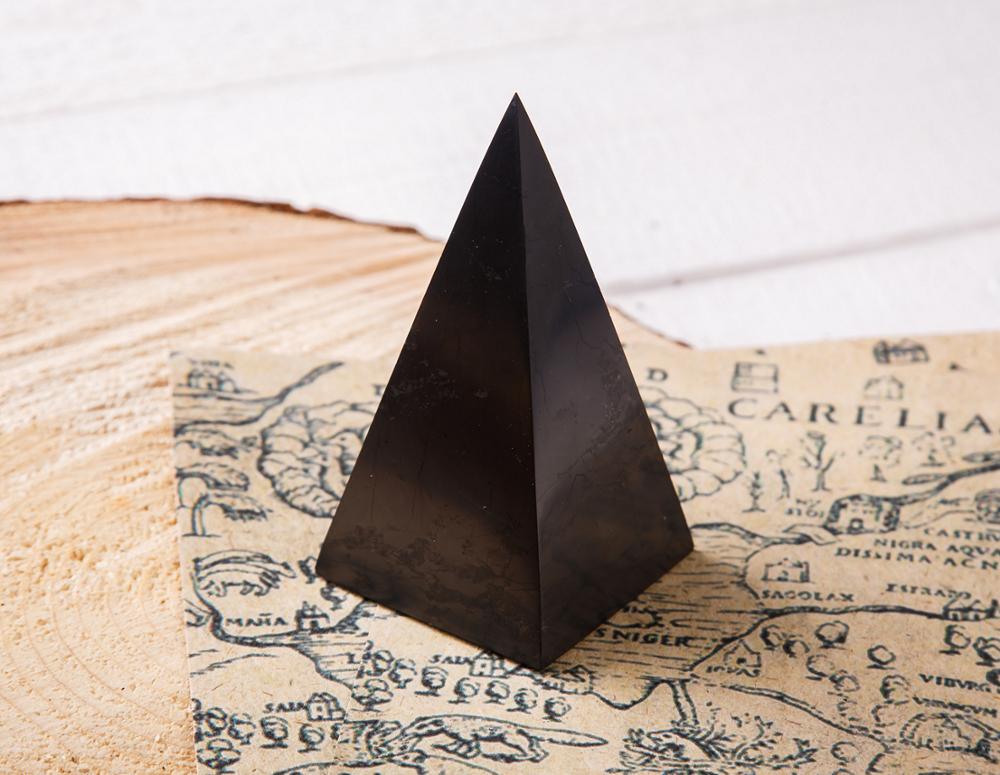 Пирамиды Shungite/пирамиды Shungit полированные высокие 3 см-10 см