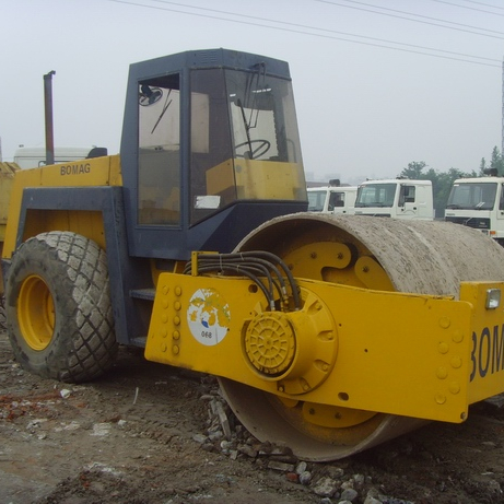 Лидер продаж, б/у дорожные ролики Bomag 217D для продажи, Лидер продаж в Юго-Восточной Азии
