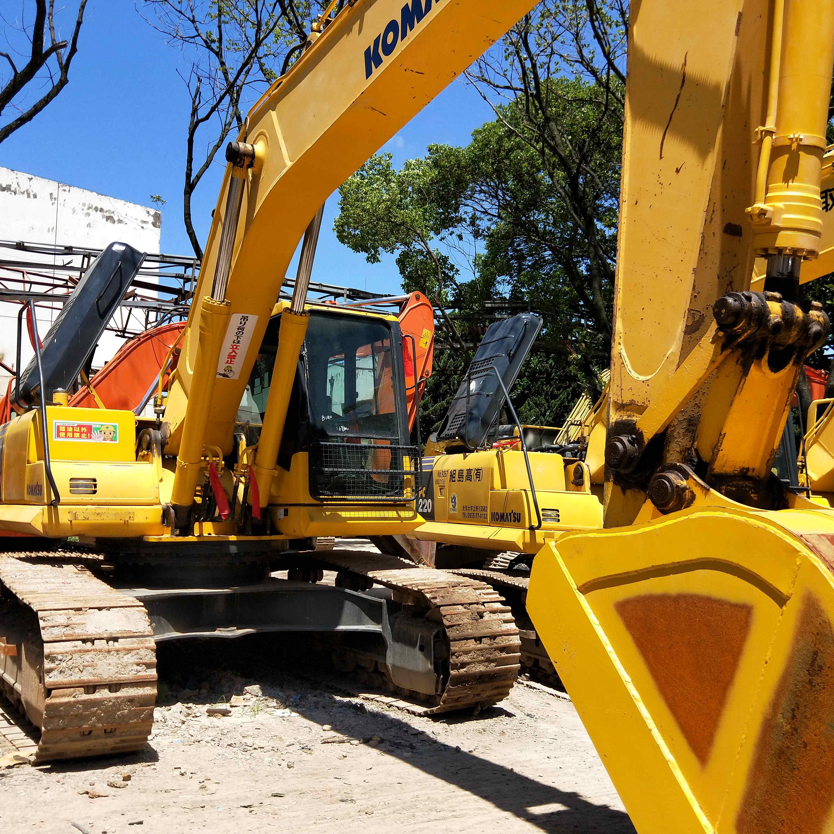 Б/у экскаватор KOMATSU PC300 с отличной производительностью/Экскаватор Komatsu 300 на продажу